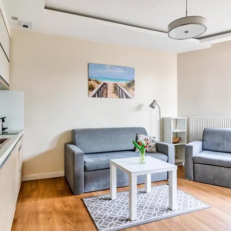 Marina Piamola アパート