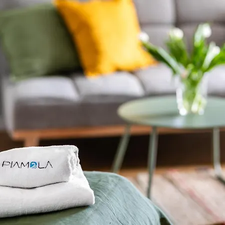 Marina Piamola アパート